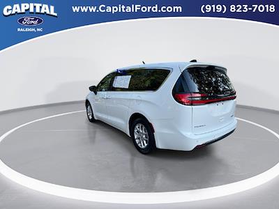 2025 Chrysler Pacifica FWD Minivan for sale #PB63742 - photo 2