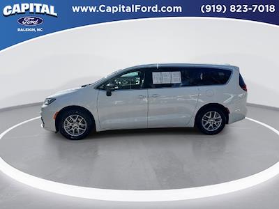 2025 Chrysler Pacifica FWD Minivan for sale #PB63777 - photo 2