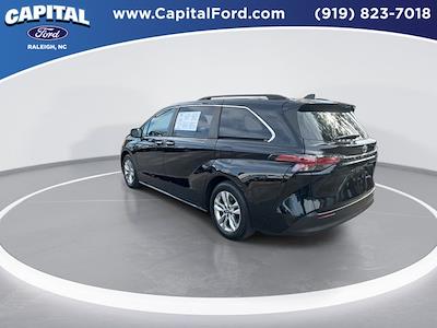 2022 Toyota Sienna FWD Minivan for sale #PL62327A - photo 2