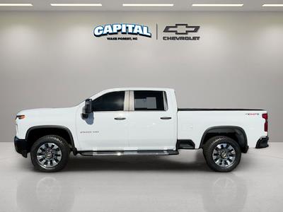 Used 2023 Chevrolet Silverado 2500 - photo 1
