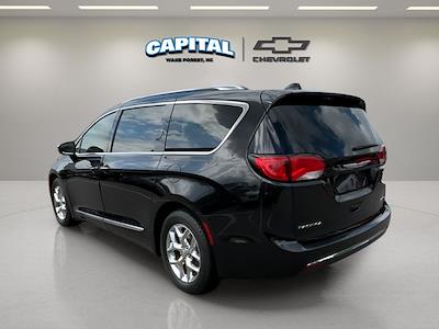 2018 Chrysler Pacifica FWD Minivan for sale #9AT9490 - photo 2