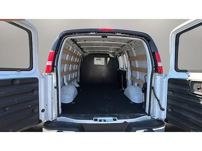 Used 2024 GMC Savana 2500 - photo 1