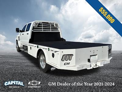 2019 Chevrolet Silverado 5500 Crew Cab DRW RWD, Flatbed Truck for sale #9C123672A - photo 2