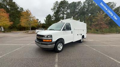 New 2025 Chevrolet Express 3500 Service Utility Van for sale #9CC03852 - photo 1
