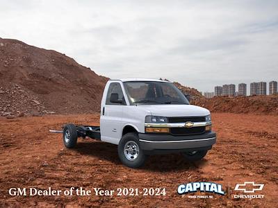 2025 Chevrolet Express 3500 Regular Cab RWD Cutaway for sale #9CC21071 - photo 1