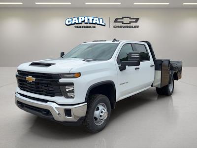 New 2026 Chevrolet Silverado 3500 Crew Cab Steel Flatbed Truck for sale #9CC45871 - photo 1