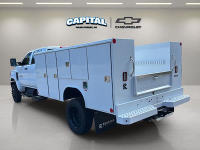 2025 Chevrolet Silverado 5500 Crew Cab DRW 4WD Reading Service Truck for sale #9CC65530 - photo 2