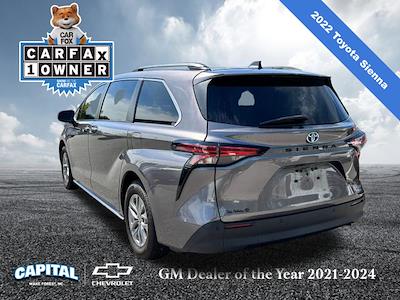 Used 2022 Toyota Sienna XLE Minivan for sale #9PT9070A - photo 2
