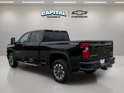 Used 2024 Chevrolet Silverado 2500 - photo 1