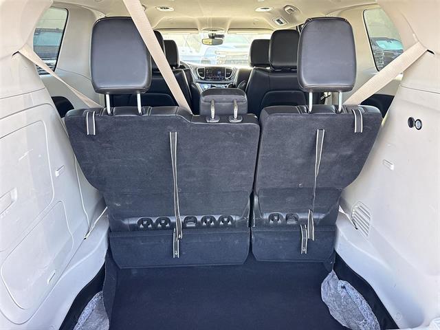 Used 2023 Chrysler Pacifica - photo 23