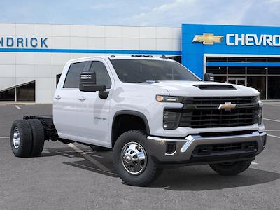 New 2025 Chevrolet Silverado 3500 - photo 1