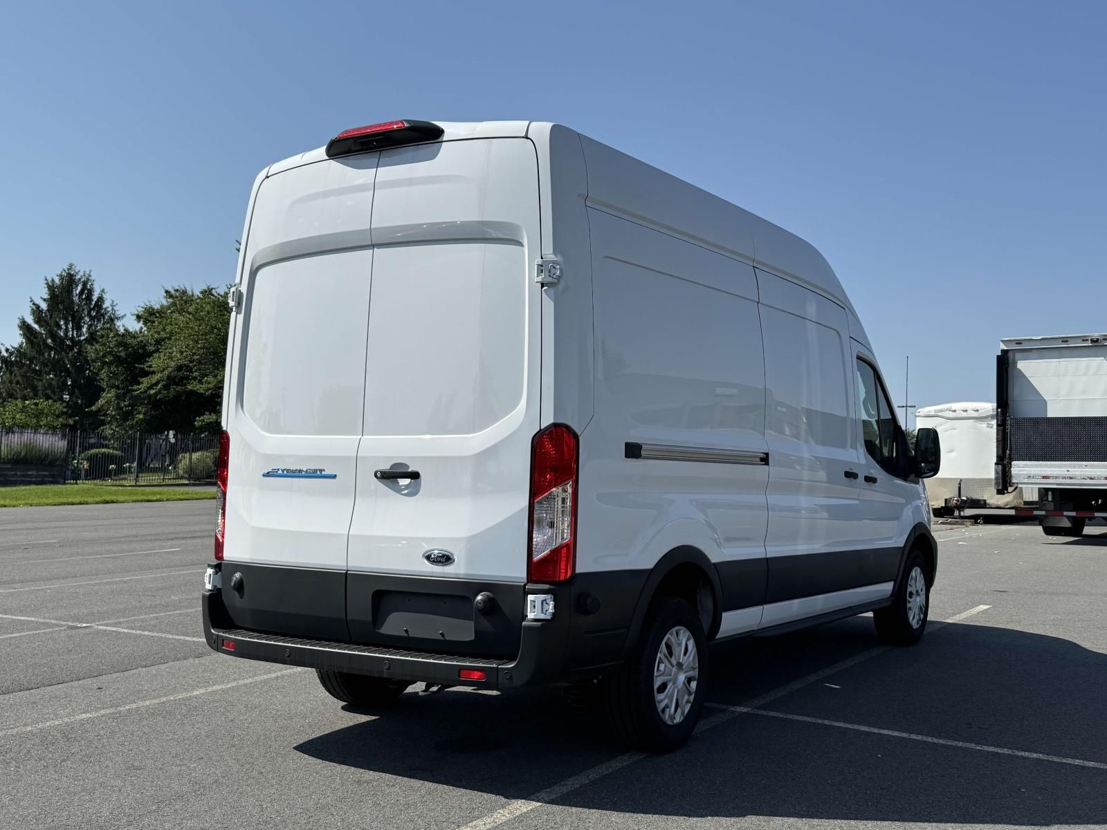 New 2023 Ford E-Transit 350 - photo 5