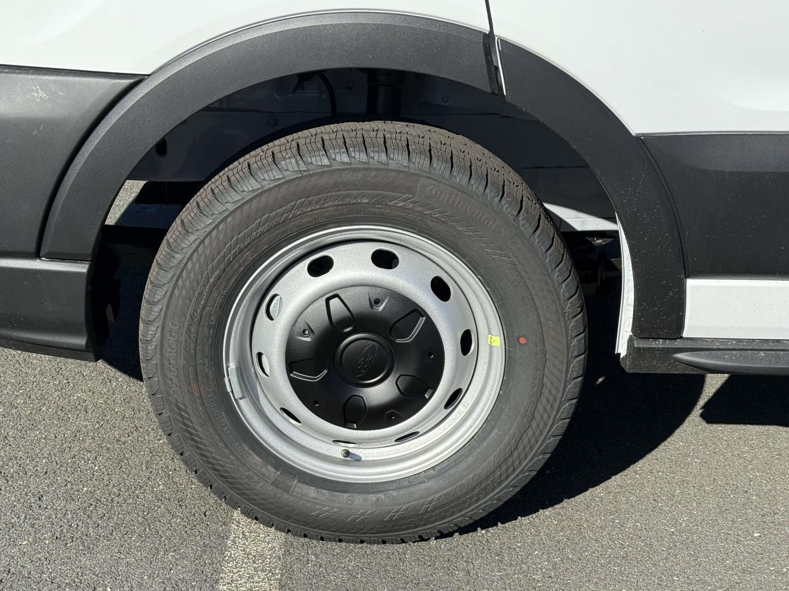 New 2026 Ford Transit 250 - photo 12