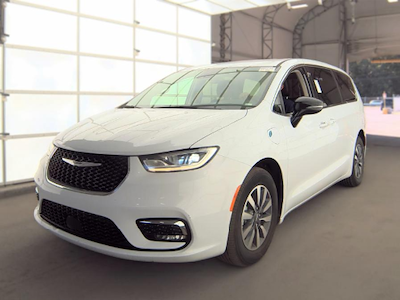 2024 Chrysler Pacifica FWD Minivan for sale #A114856 - photo 2