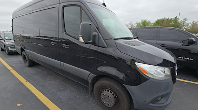 Used 2022 Mercedes-Benz Sprinter 4500 - photo 1