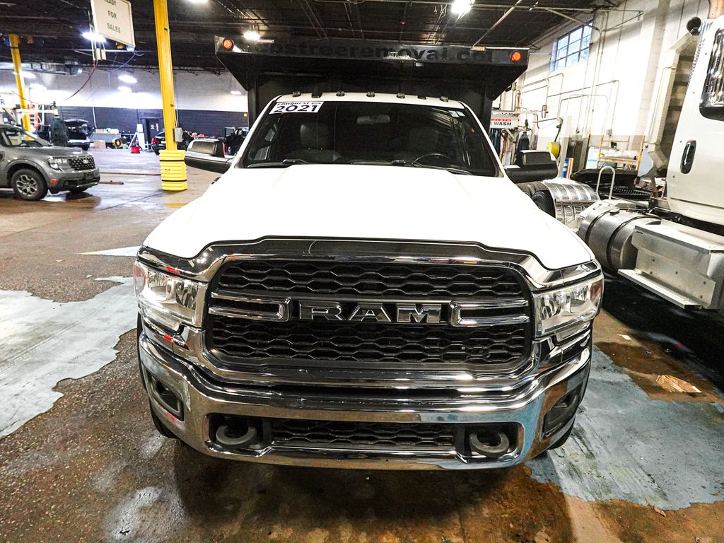 Used 2021 Ram 5500 - photo 2
