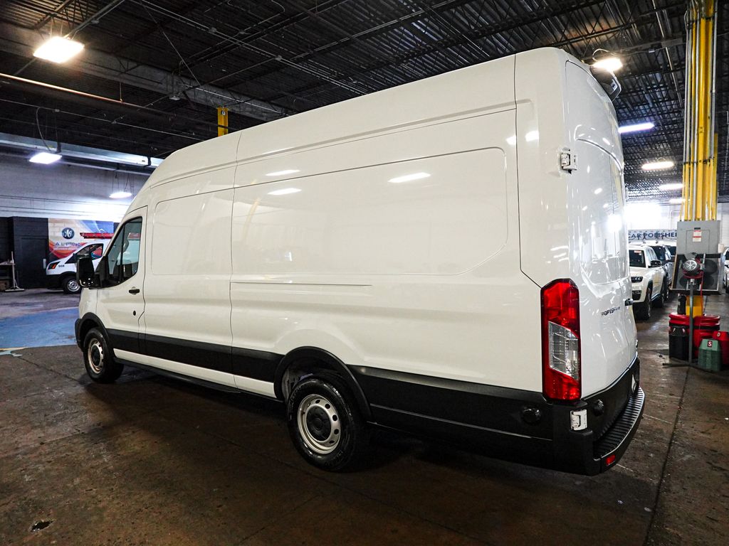 Used 2024 Ford Transit 250 - photo 6