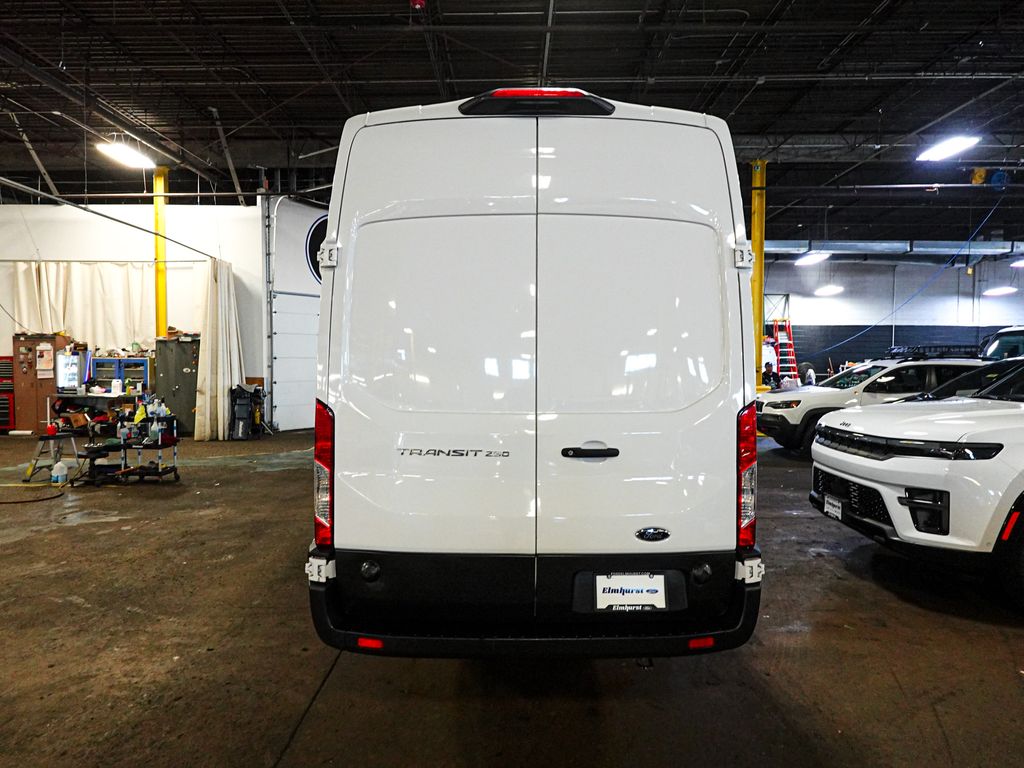 Used 2024 Ford Transit 250 - photo 7