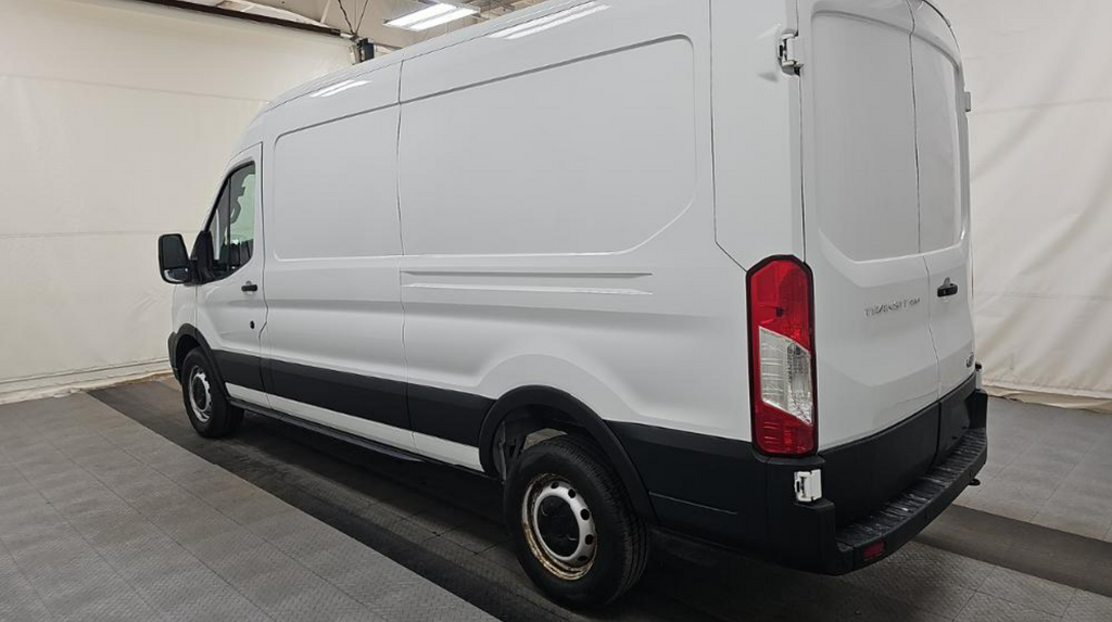 Used 2023 Ford Transit 250 - photo 6