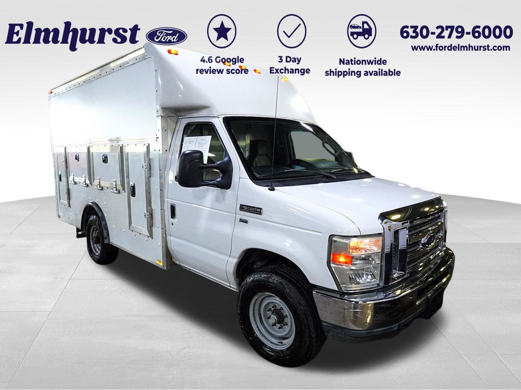Used 2011 Ford E-350 - photo 1