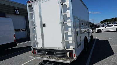 Used 2011 Ford E-350 - photo 2