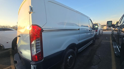 Used 2018 Ford Transit 250 - photo 1