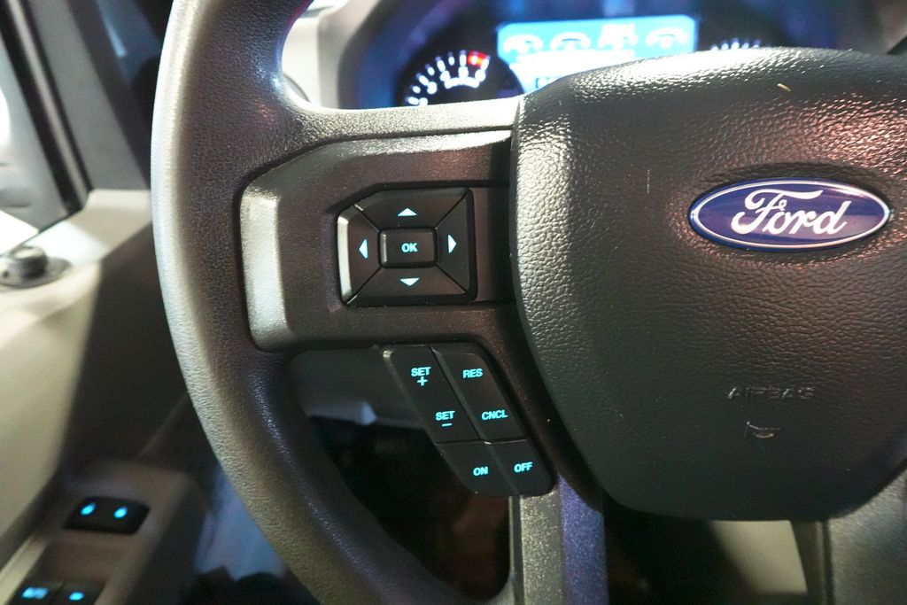 Used 2022 Ford E-450 - photo 13