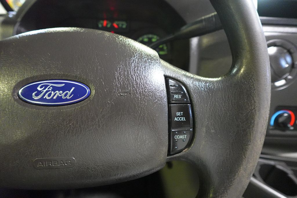 Used 2019 Ford E-350 - photo 11
