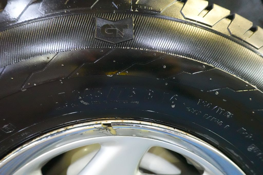 Used 2019 Ford E-350 - photo 25