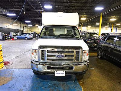 Used 2019 Ford E-350 - photo 1