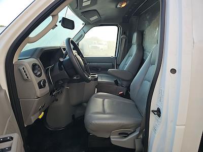 Used 2025 Ford E-350 - photo 1