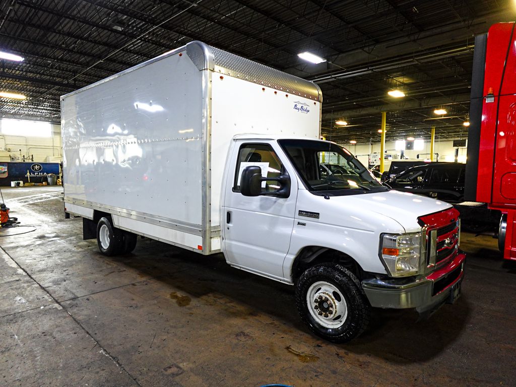 Used 2019 Ford E-350 - photo 1