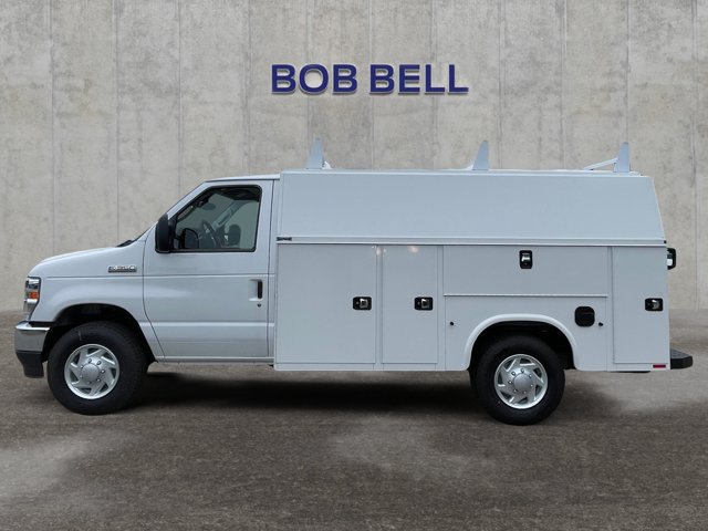 New 2027 Ford E-350 - photo 2