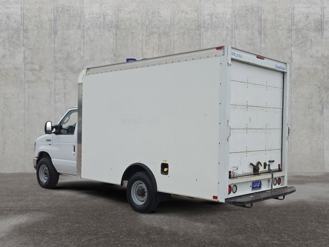 Used 2017 Ford E-350 - photo 5