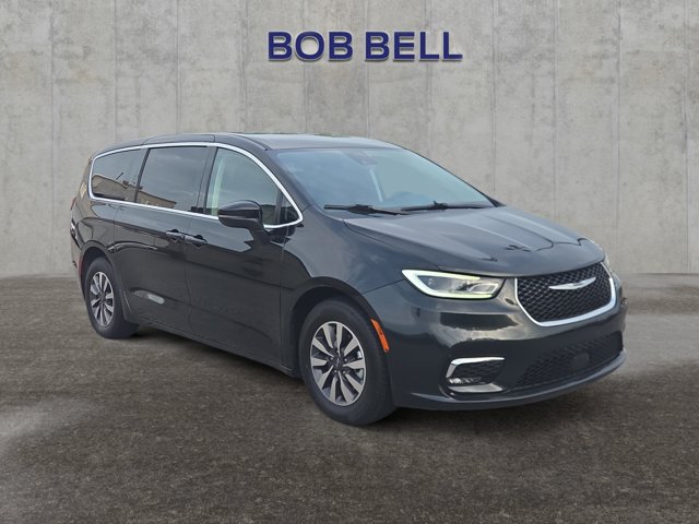 Used 2023 Chrysler Pacifica - photo 10
