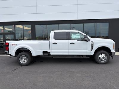 2026 Ford F-350 Crew Cab DRW 4WD Pickup for sale #CR13609 - photo 2