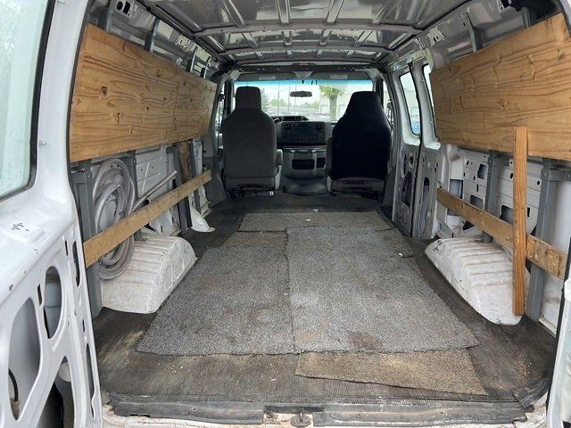 Used 2014 Ford E-250 Commercial 4x2 Empty Cargo Van - photo 2