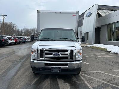 Used 2022 Ford E-450 - photo 1