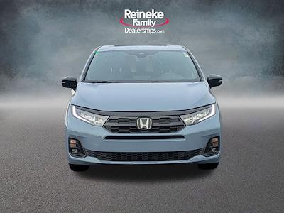 Used 2025 Honda Odyssey - photo 1