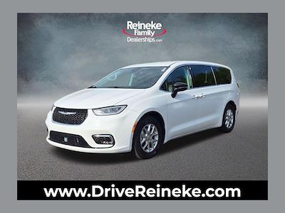 2024 Chrysler Pacifica FWD Minivan for sale #PJ726524 - photo 1