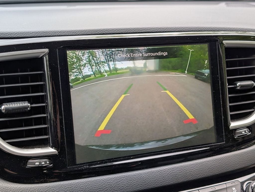 Used 2023 Chrysler Pacifica - photo 15