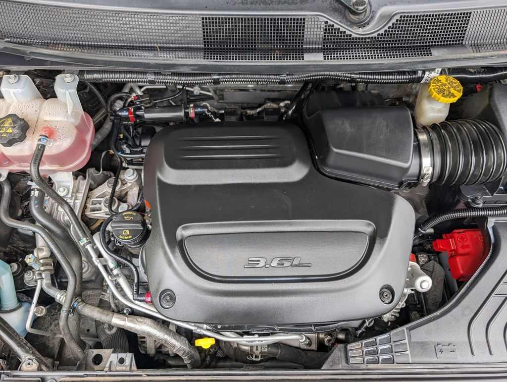Used 2023 Chrysler Pacifica - photo 22