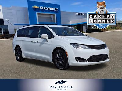 Used 2019 Chrysler Pacifica - photo 1