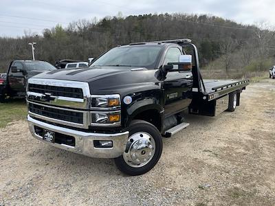 2023 Chevrolet Silverado 5500 Regular Cab DRW RWD Flatbed Truck for sale #66056 - photo 1