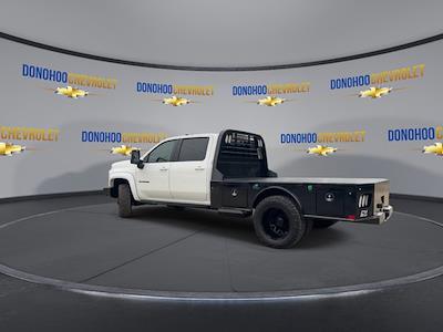 Used 2025 Chevrolet Silverado 3500 Crew Cab Flatbed Truck for sale #67016 - photo 2