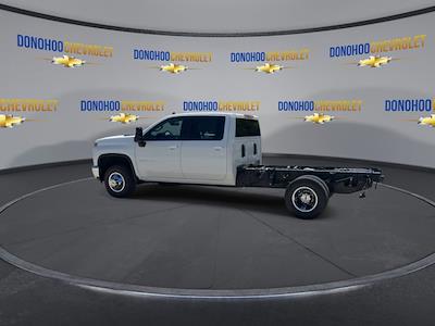 New 2025 Chevrolet Silverado 3500 LT Crew Cab 4WD 60 CA Cab Chassis for sale #79812 - photo 2