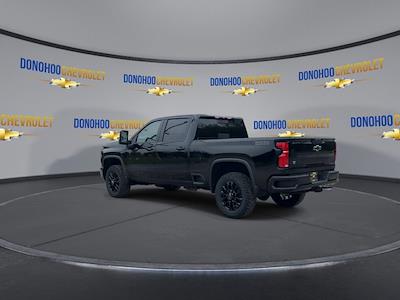 New 2025 Chevrolet Silverado 2500 LT Crew Cab 4WD Pickup for sale #79878 - photo 2