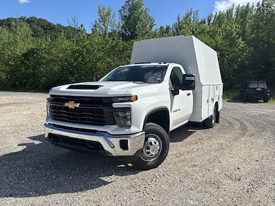 New 2025 Chevrolet Silverado 3500 Regular Cab Reading TPA72-132 11' Service Truck for sale #80110 - photo 1