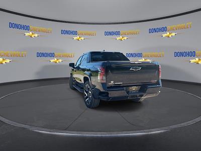 2024 Chevrolet Silverado EV Crew Cab 4WD Pickup for sale #81384 - photo 2