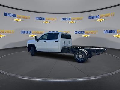 2026 Chevrolet Silverado 3500 Crew Cab 4WD Cab Chassis for sale #82038 - photo 2